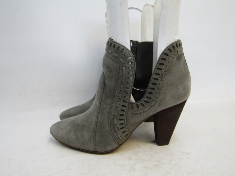 Vince Camuto Womens Size 7.5 M Gray Suede Zip Ankle Fashion Boots Bootie